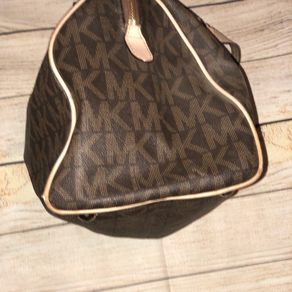 Michael Kors bag - Picture 7 of 7